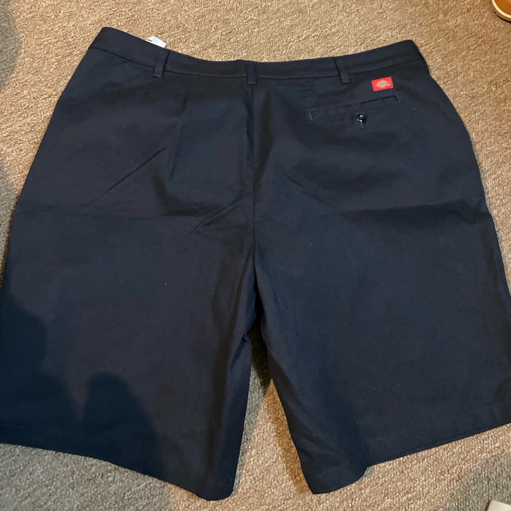 Navy dickies